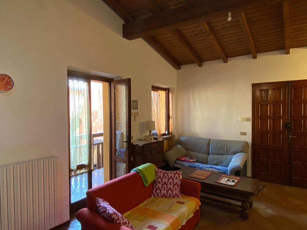 Casa Al Vittoriale Degli Italiani Di Gabriele D' Annunzio - Casa Vacanze Apartment การ์โดเน ริเวียรา ภายนอก รูปภาพ